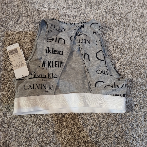 Calvin Klein bra - Picture 3 of 4